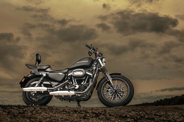 picture of a motorbike for how to clean motorcycle cover